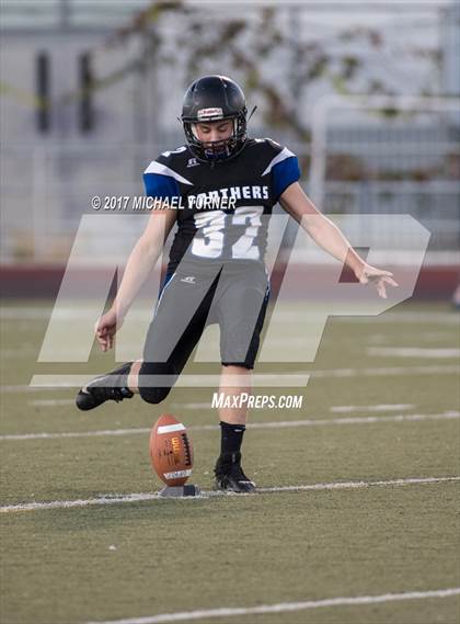 Thumbnail 3 in JV: Modoc @ University Prep photogallery.