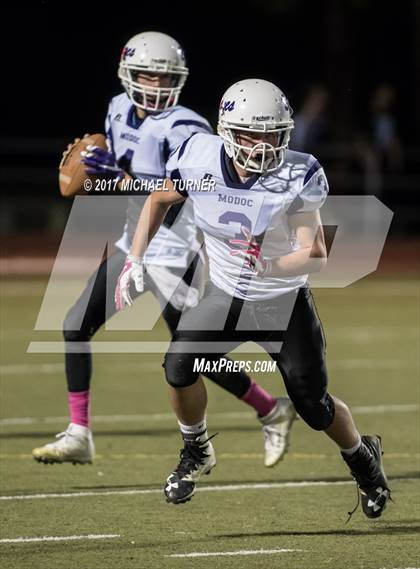 Thumbnail 1 in JV: Modoc @ University Prep photogallery.