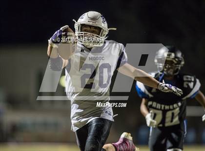 Thumbnail 1 in JV: Modoc @ University Prep photogallery.