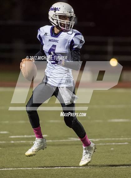 Thumbnail 2 in JV: Modoc @ University Prep photogallery.