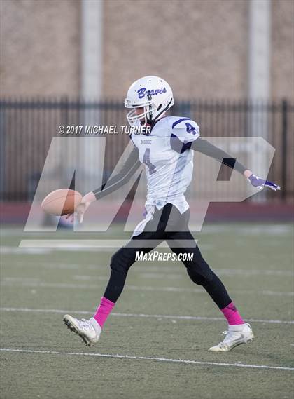 Thumbnail 1 in JV: Modoc @ University Prep photogallery.