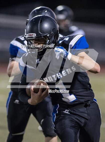 Thumbnail 3 in JV: Modoc @ University Prep photogallery.