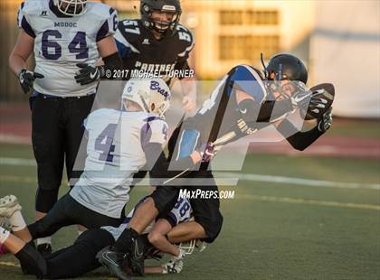 Thumbnail 1 in JV: Modoc @ University Prep photogallery.