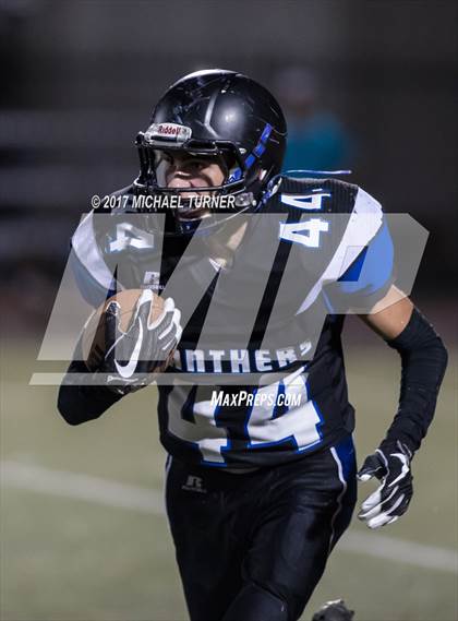 Thumbnail 1 in JV: Modoc @ University Prep photogallery.