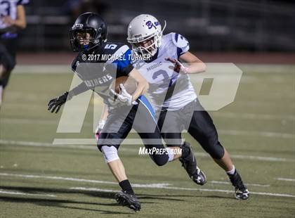 Thumbnail 3 in JV: Modoc @ University Prep photogallery.