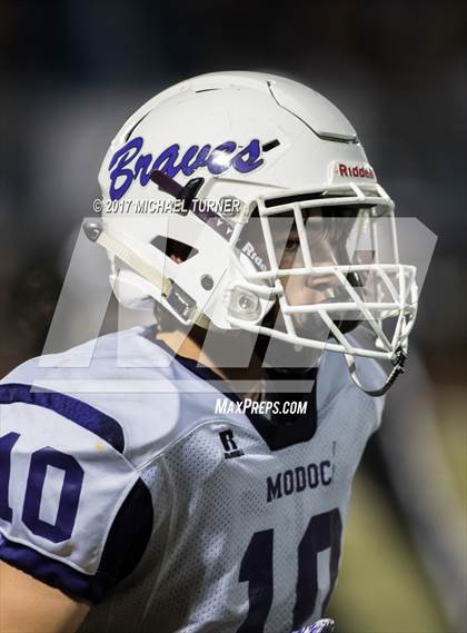 Thumbnail 2 in JV: Modoc @ University Prep photogallery.