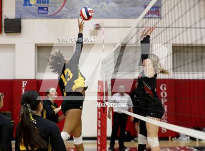 Thumbnail 1 in Marcos de Niza vs Mogollon (The Florence VB Invitational) photogallery.