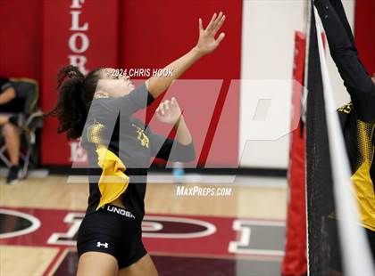 Thumbnail 2 in Marcos de Niza vs Mogollon (The Florence VB Invitational) photogallery.
