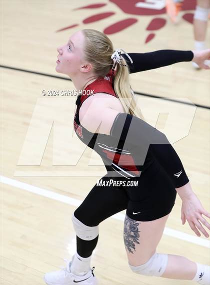 Thumbnail 3 in Marcos de Niza vs Mogollon (The Florence VB Invitational) photogallery.