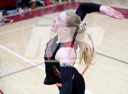 Thumbnail 2 in Marcos de Niza vs Mogollon (The Florence VB Invitational) photogallery.