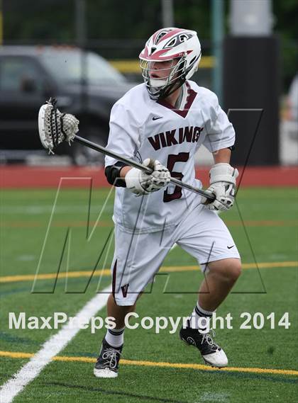 Thumbnail 1 in Avon vs East Lyme (CIAC Class M 1st Round) photogallery.