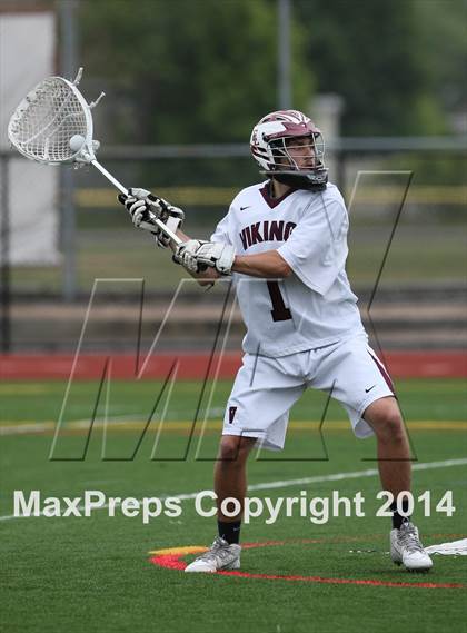Thumbnail 2 in Avon vs East Lyme (CIAC Class M 1st Round) photogallery.