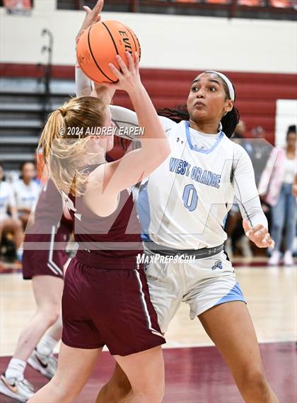 Thumbnail 3 in West Orange @ Morristown (NJSIAA North Jersey Section 1 Group 4 Semifinal) photogallery.
