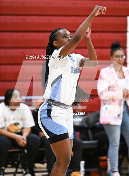 Thumbnail 1 in West Orange @ Morristown (NJSIAA North Jersey Section 1 Group 4 Semifinal) photogallery.