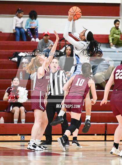 Thumbnail 2 in West Orange @ Morristown (NJSIAA North Jersey Section 1 Group 4 Semifinal) photogallery.
