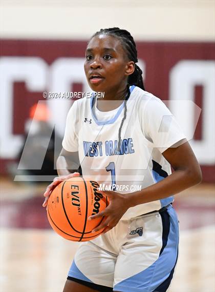 Thumbnail 2 in West Orange @ Morristown (NJSIAA North Jersey Section 1 Group 4 Semifinal) photogallery.