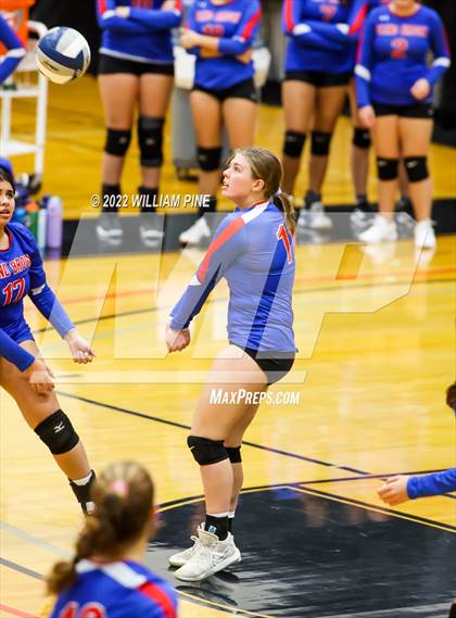 Thumbnail 1 in Blind Brook vs Burke Catholic (NYSPHSAA Class C Regional Semifinal) photogallery.