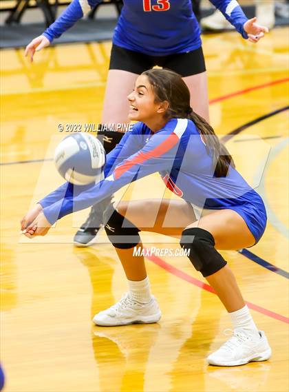Thumbnail 2 in Blind Brook vs Burke Catholic (NYSPHSAA Class C Regional Semifinal) photogallery.