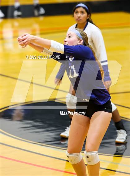 Thumbnail 2 in Blind Brook vs Burke Catholic (NYSPHSAA Class C Regional Semifinal) photogallery.
