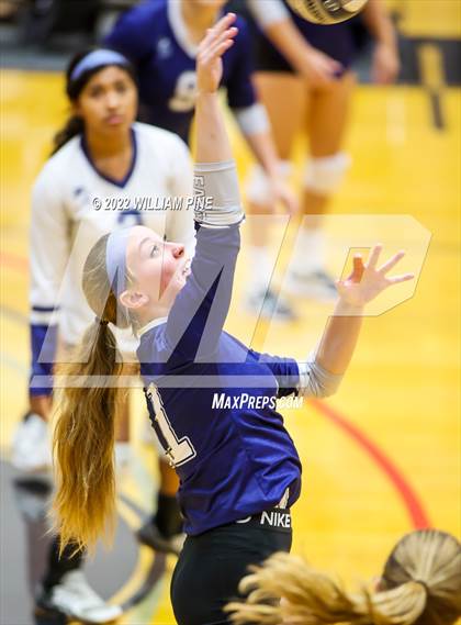 Thumbnail 2 in Blind Brook vs Burke Catholic (NYSPHSAA Class C Regional Semifinal) photogallery.