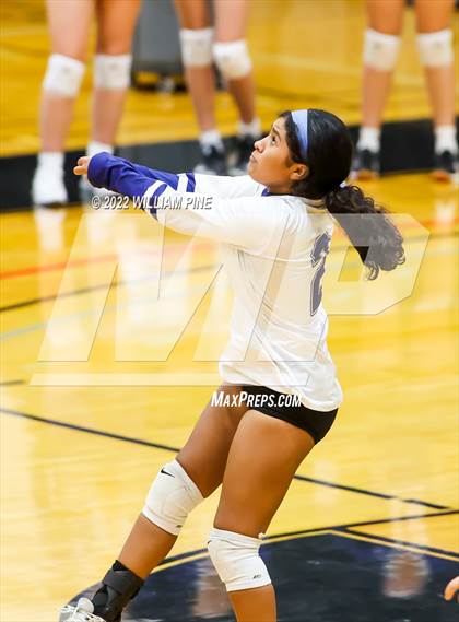 Thumbnail 1 in Blind Brook vs Burke Catholic (NYSPHSAA Class C Regional Semifinal) photogallery.