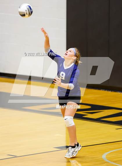 Thumbnail 3 in Blind Brook vs Burke Catholic (NYSPHSAA Class C Regional Semifinal) photogallery.