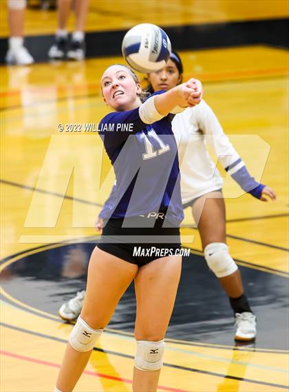 Thumbnail 2 in Blind Brook vs Burke Catholic (NYSPHSAA Class C Regional Semifinal) photogallery.