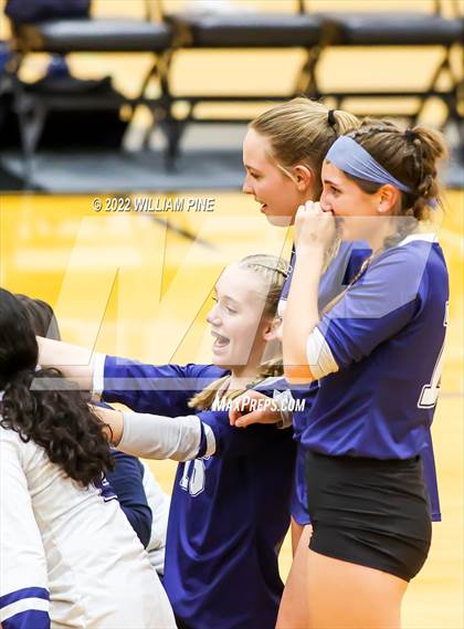 Thumbnail 1 in Blind Brook vs Burke Catholic (NYSPHSAA Class C Regional Semifinal) photogallery.