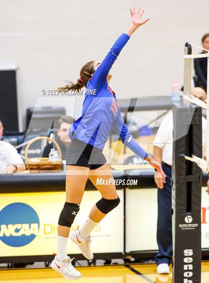 Thumbnail 2 in Blind Brook vs Burke Catholic (NYSPHSAA Class C Regional Semifinal) photogallery.