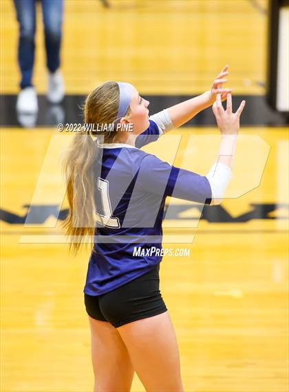 Thumbnail 3 in Blind Brook vs Burke Catholic (NYSPHSAA Class C Regional Semifinal) photogallery.