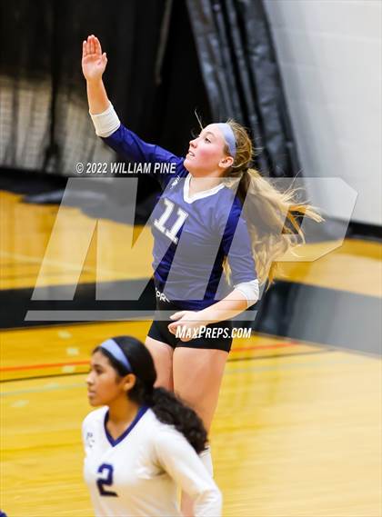 Thumbnail 1 in Blind Brook vs Burke Catholic (NYSPHSAA Class C Regional Semifinal) photogallery.