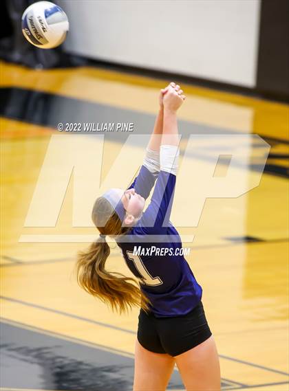 Thumbnail 2 in Blind Brook vs Burke Catholic (NYSPHSAA Class C Regional Semifinal) photogallery.
