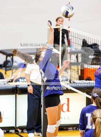 Thumbnail 1 in Blind Brook vs Burke Catholic (NYSPHSAA Class C Regional Semifinal) photogallery.