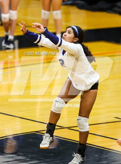 Thumbnail 3 in Blind Brook vs Burke Catholic (NYSPHSAA Class C Regional Semifinal) photogallery.