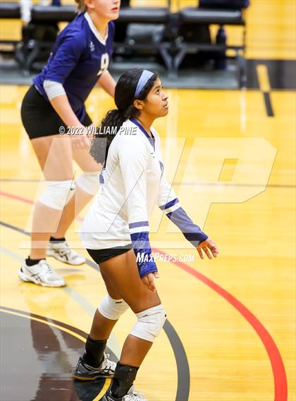 Thumbnail 3 in Blind Brook vs Burke Catholic (NYSPHSAA Class C Regional Semifinal) photogallery.