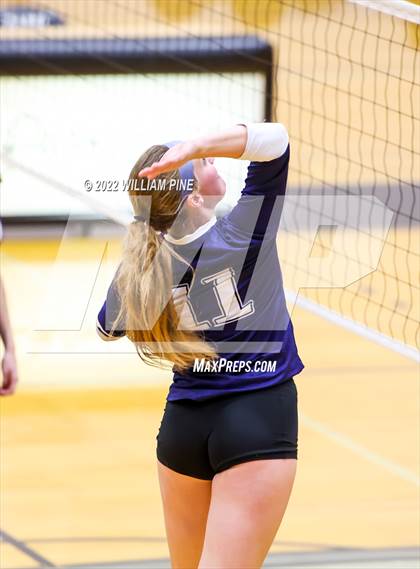 Thumbnail 2 in Blind Brook vs Burke Catholic (NYSPHSAA Class C Regional Semifinal) photogallery.