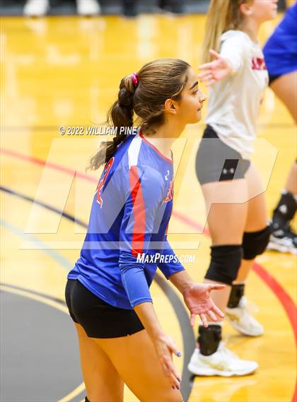 Thumbnail 1 in Blind Brook vs Burke Catholic (NYSPHSAA Class C Regional Semifinal) photogallery.