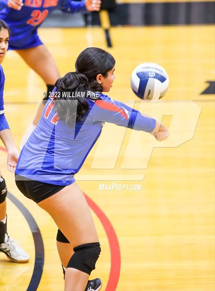 Thumbnail 1 in Blind Brook vs Burke Catholic (NYSPHSAA Class C Regional Semifinal) photogallery.