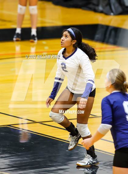Thumbnail 1 in Blind Brook vs Burke Catholic (NYSPHSAA Class C Regional Semifinal) photogallery.