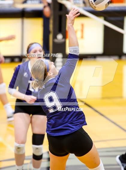 Thumbnail 1 in Blind Brook vs Burke Catholic (NYSPHSAA Class C Regional Semifinal) photogallery.