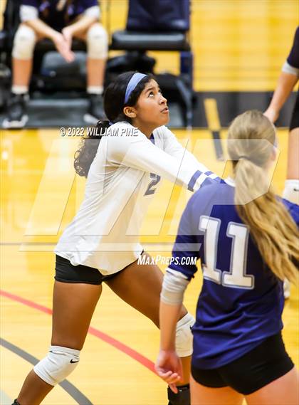 Thumbnail 3 in Blind Brook vs Burke Catholic (NYSPHSAA Class C Regional Semifinal) photogallery.