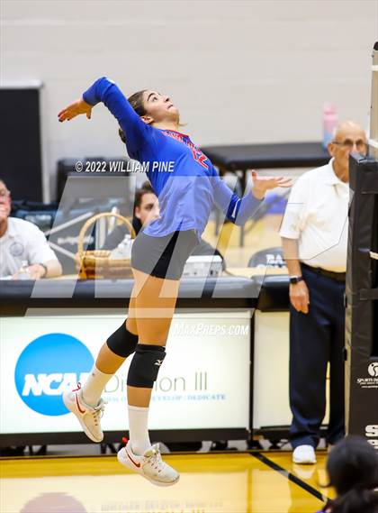 Thumbnail 1 in Blind Brook vs Burke Catholic (NYSPHSAA Class C Regional Semifinal) photogallery.