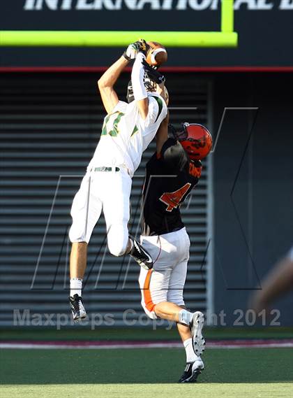 Thumbnail 2 in Anderson vs. Sycamore (Crosstown Showdown) photogallery.
