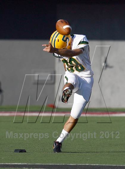 Thumbnail 1 in Anderson vs. Sycamore (Crosstown Showdown) photogallery.