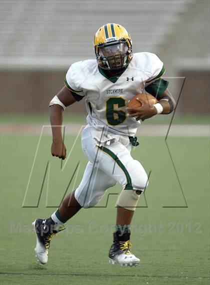 Thumbnail 3 in Anderson vs. Sycamore (Crosstown Showdown) photogallery.