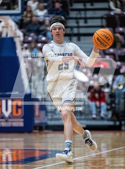 Thumbnail 3 in San Juan vs. Rowland Hall (UHSAA 2A Semifinal) photogallery.