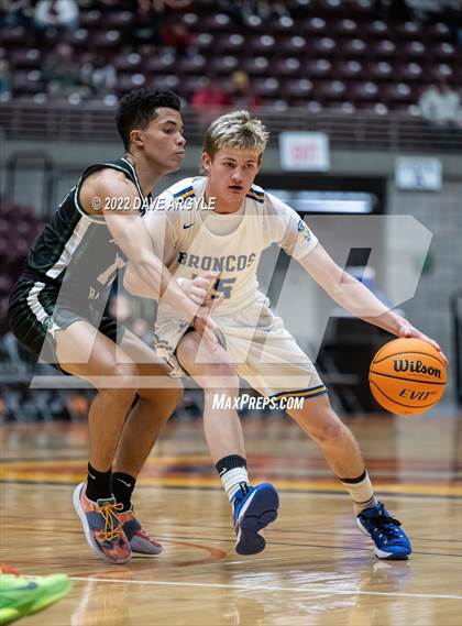Thumbnail 3 in San Juan vs. Rowland Hall (UHSAA 2A Semifinal) photogallery.