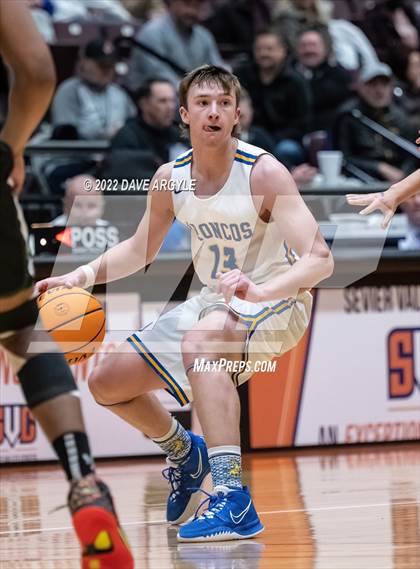 Thumbnail 1 in San Juan vs. Rowland Hall (UHSAA 2A Semifinal) photogallery.