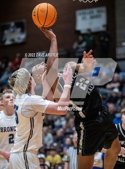 Thumbnail 2 in San Juan vs. Rowland Hall (UHSAA 2A Semifinal) photogallery.