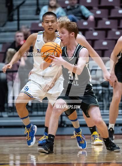 Thumbnail 2 in San Juan vs. Rowland Hall (UHSAA 2A Semifinal) photogallery.